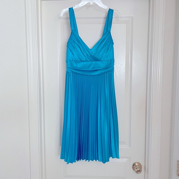 Trixxi Semi Formal Dress - Picture 1 of 4